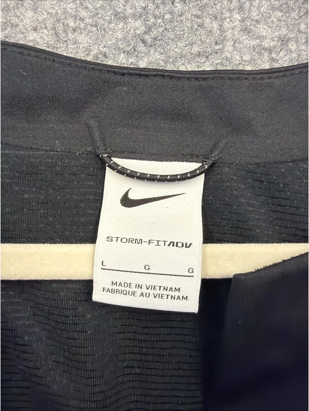 Nike Cropped Water Resistant Runners Jacket Storm Fit ADV LG